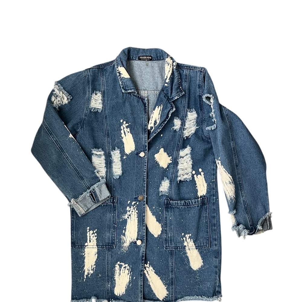 Fashion Nova distressed blue denim duster jacket with white paint splatters - Picture 6 of 13